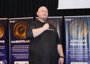 Андрей Пережогин — антикризисный CEO и солютор Как выйти из операционной зависимости — модель Андрея Пережогина Управление бизнесом через структуру и метрики